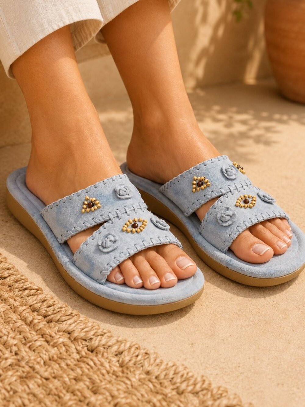 Earth Shoe Seminole Blue Suede Beaded Comfort Slide Sandals Size 9